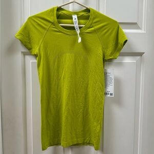 NWT lululemon swiftly tech 2.0 hip length new green SZ 4